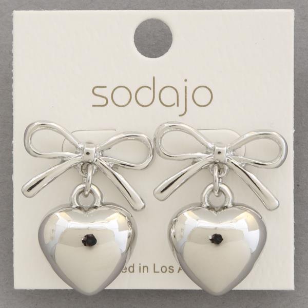 
                      
                        Heart Bow Metal Earring-Silver
                      
                    