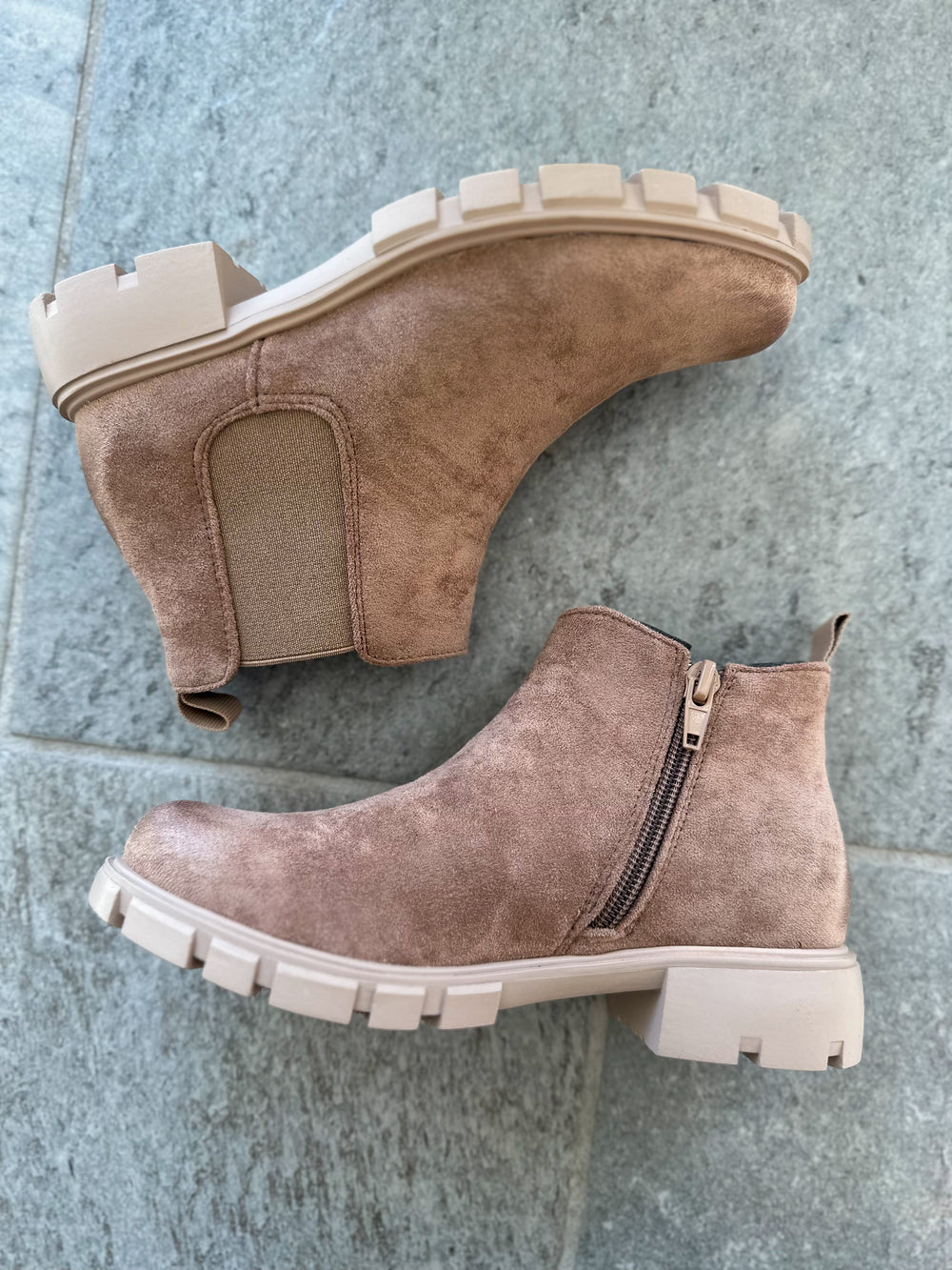 Girls Camden Boot Taupe