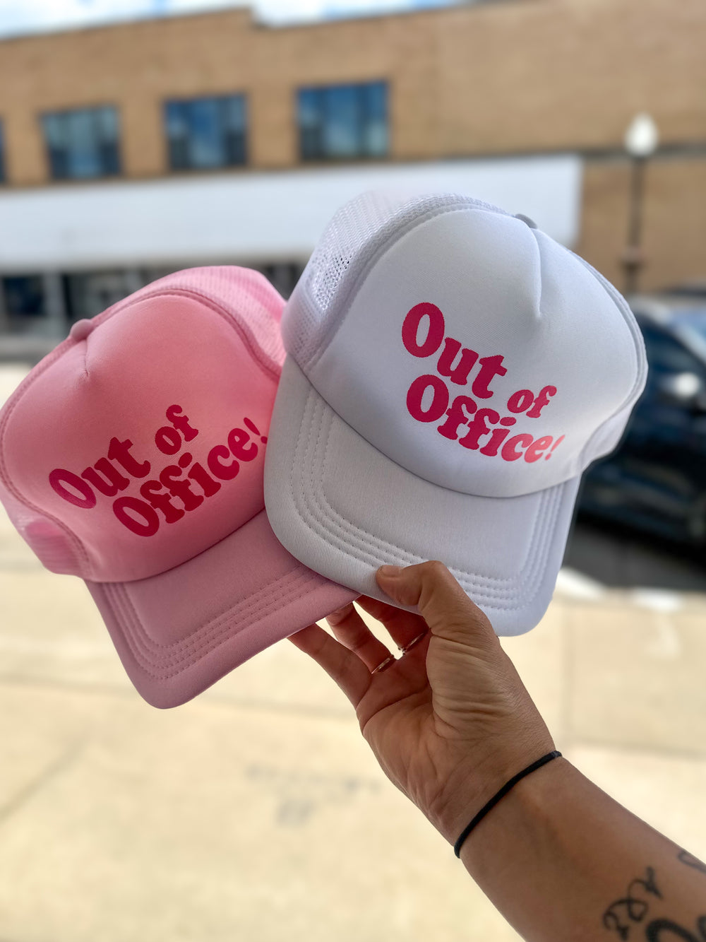 “OOO” Trucker Hat