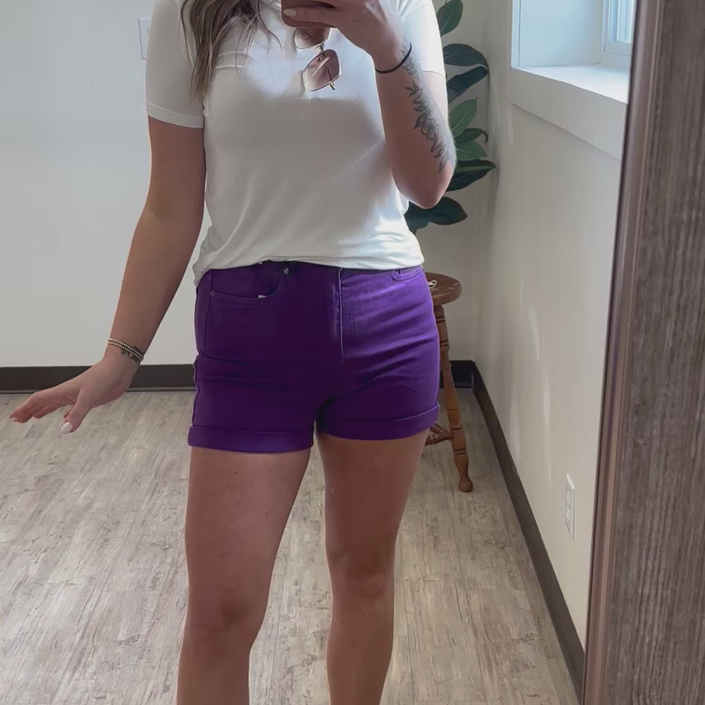 
                      
                        Load and play video in Gallery viewer, Judy Blue Hight Waist Tummy Control Shorts Purple
                      
                    