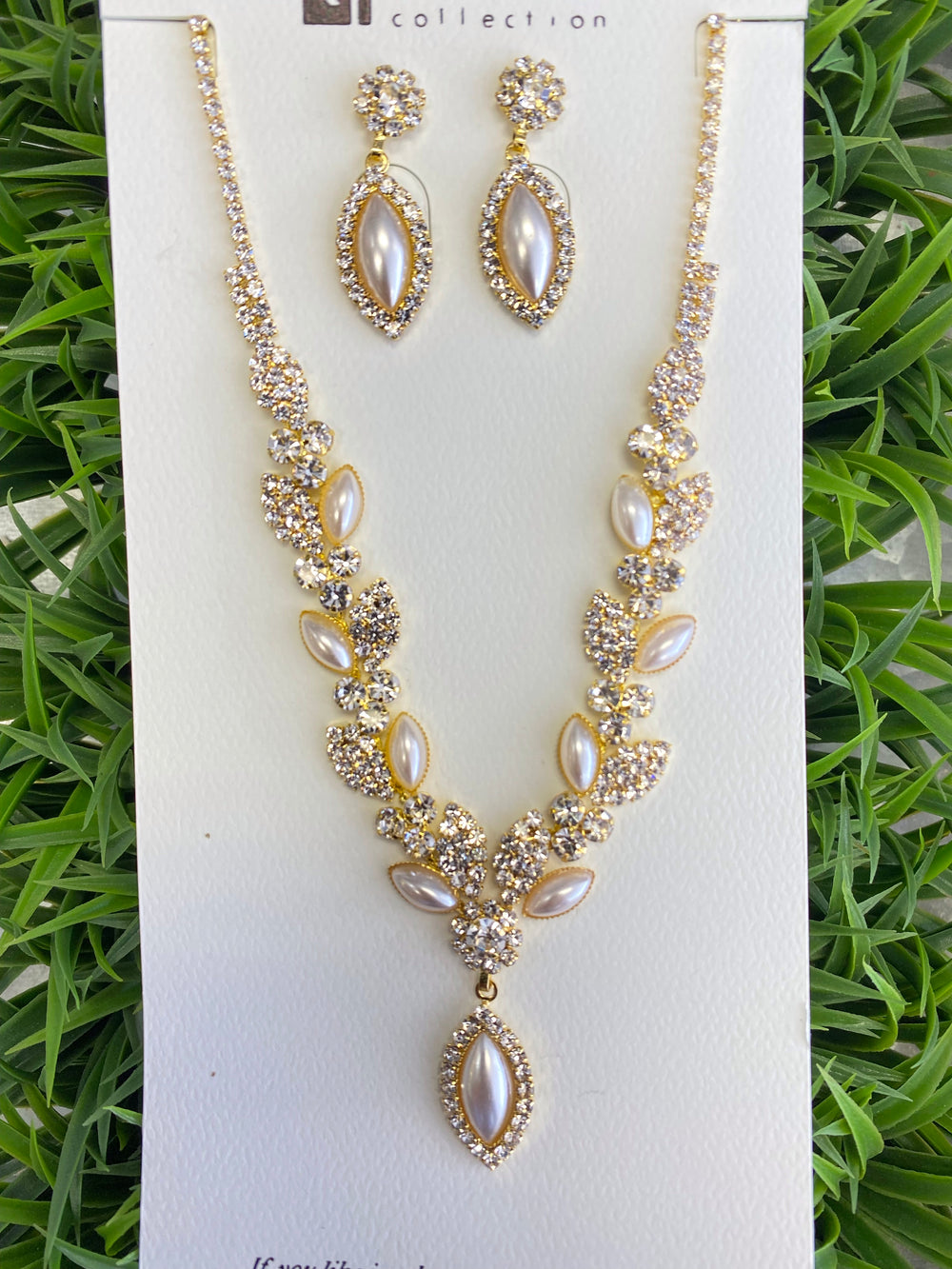 Pearl Rhinestone Necklace Set