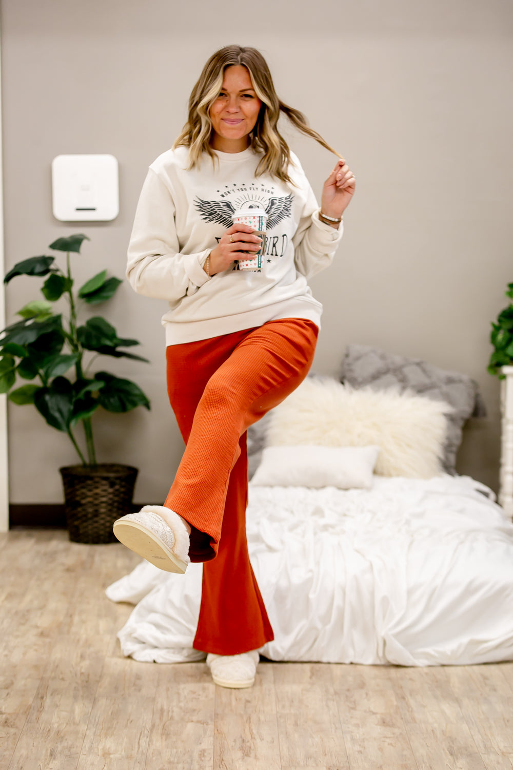 Flared babe Waffle-knit pant